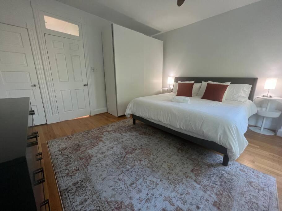 3-Bedroom House With Cute Patio Explore Dc On Foot Washington Esterno foto