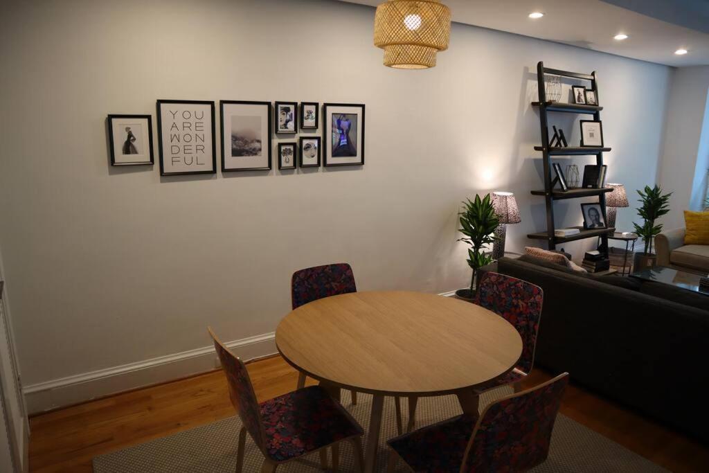 3-Bedroom House With Cute Patio Explore Dc On Foot Washington Esterno foto